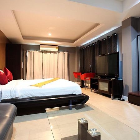 Del Mar Rooms Паттайя Экстерьер фото