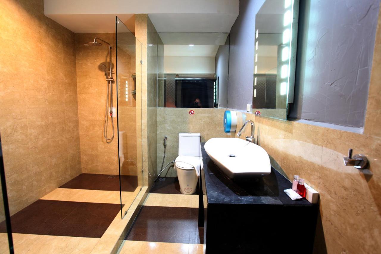 Del Mar Rooms Паттайя Экстерьер фото